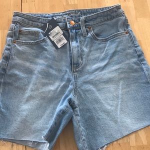 NWT Cut Off Boyfriend Shorts size 6